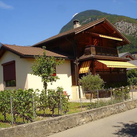 Bnb Le Relais Du Chateau Эгль Экстерьер фото