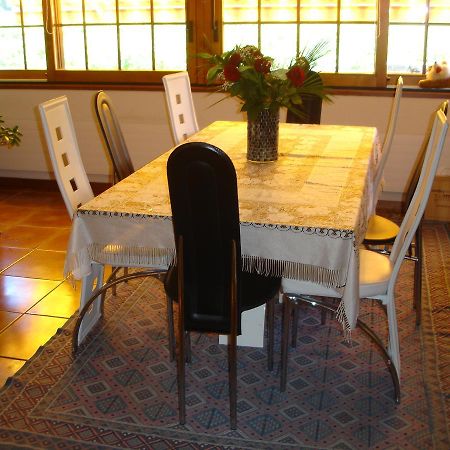 Bnb Le Relais Du Chateau Эгль Экстерьер фото