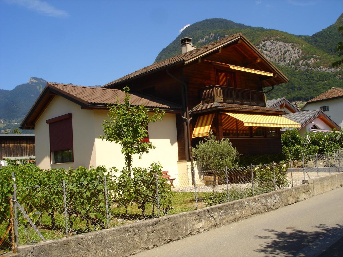 Bnb Le Relais Du Chateau Эгль Экстерьер фото