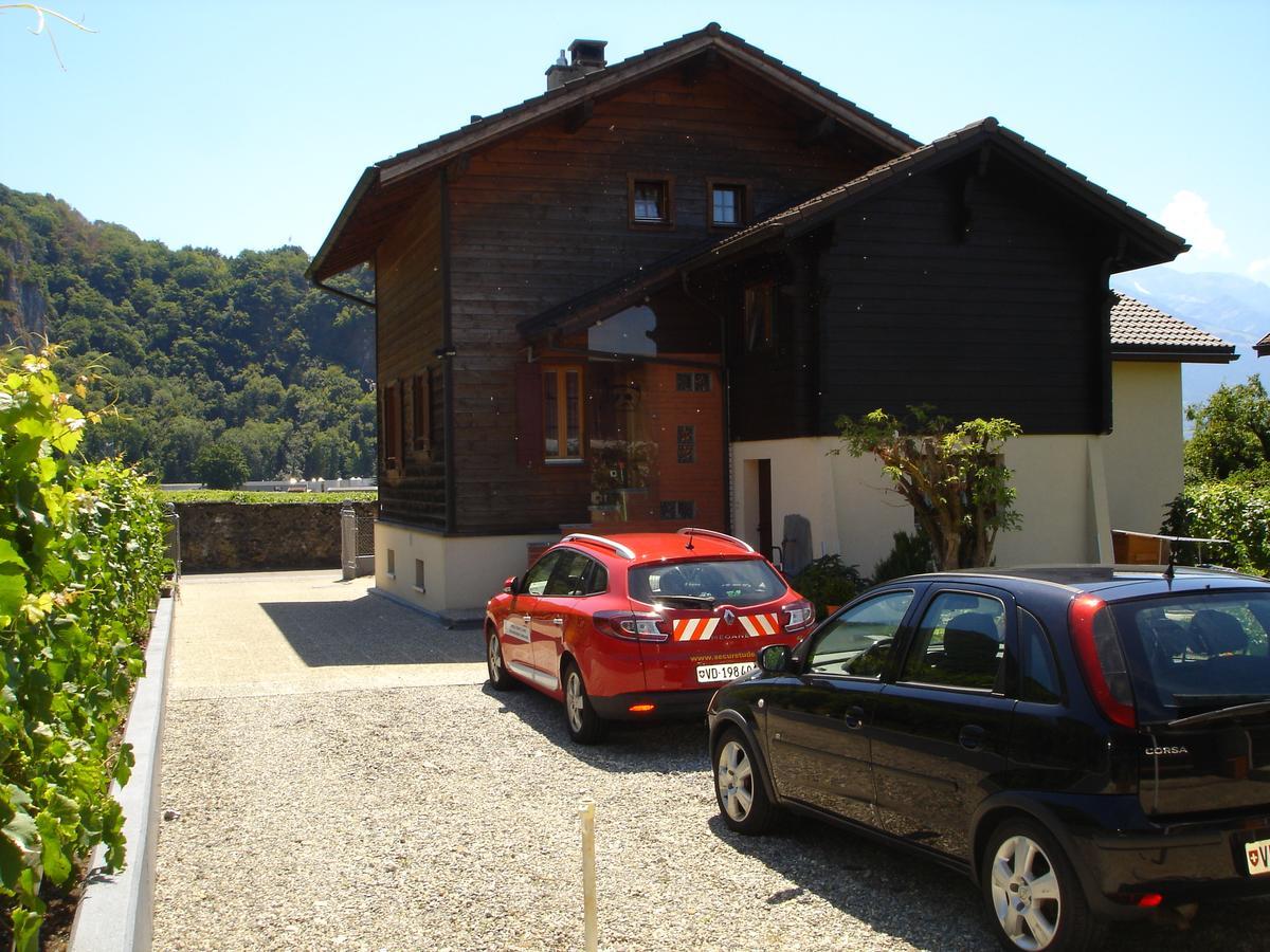 Bnb Le Relais Du Chateau Эгль Экстерьер фото
